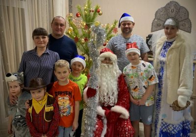 Волшебники ДКЖД! Они несут праздник в дом!
