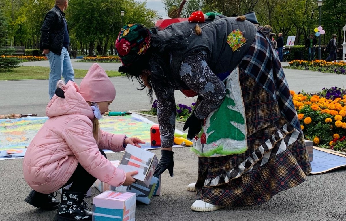 День знаний в парке у Вечного огня