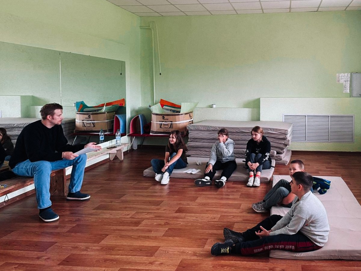 В ДКЖД прошёл тематический час «Терроризм — угроза обществу. Война против беззащитных»