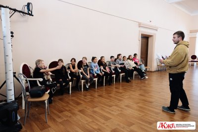 Викторина для творческих коллективов «Ты имеешь право», посвященная Дню Конституции