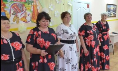 Концерт ансамбля народного пения в МУ КЦСОН Правобережного района