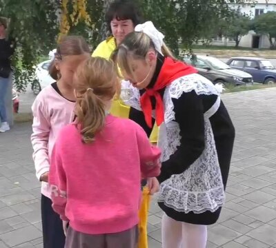"Здравствуй школа! Или машина времени"